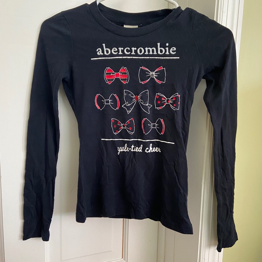 ABERCROMBIE LONG SLEEVE